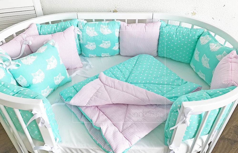 Комплект в кроватку дизайнерский Мятно-розовый