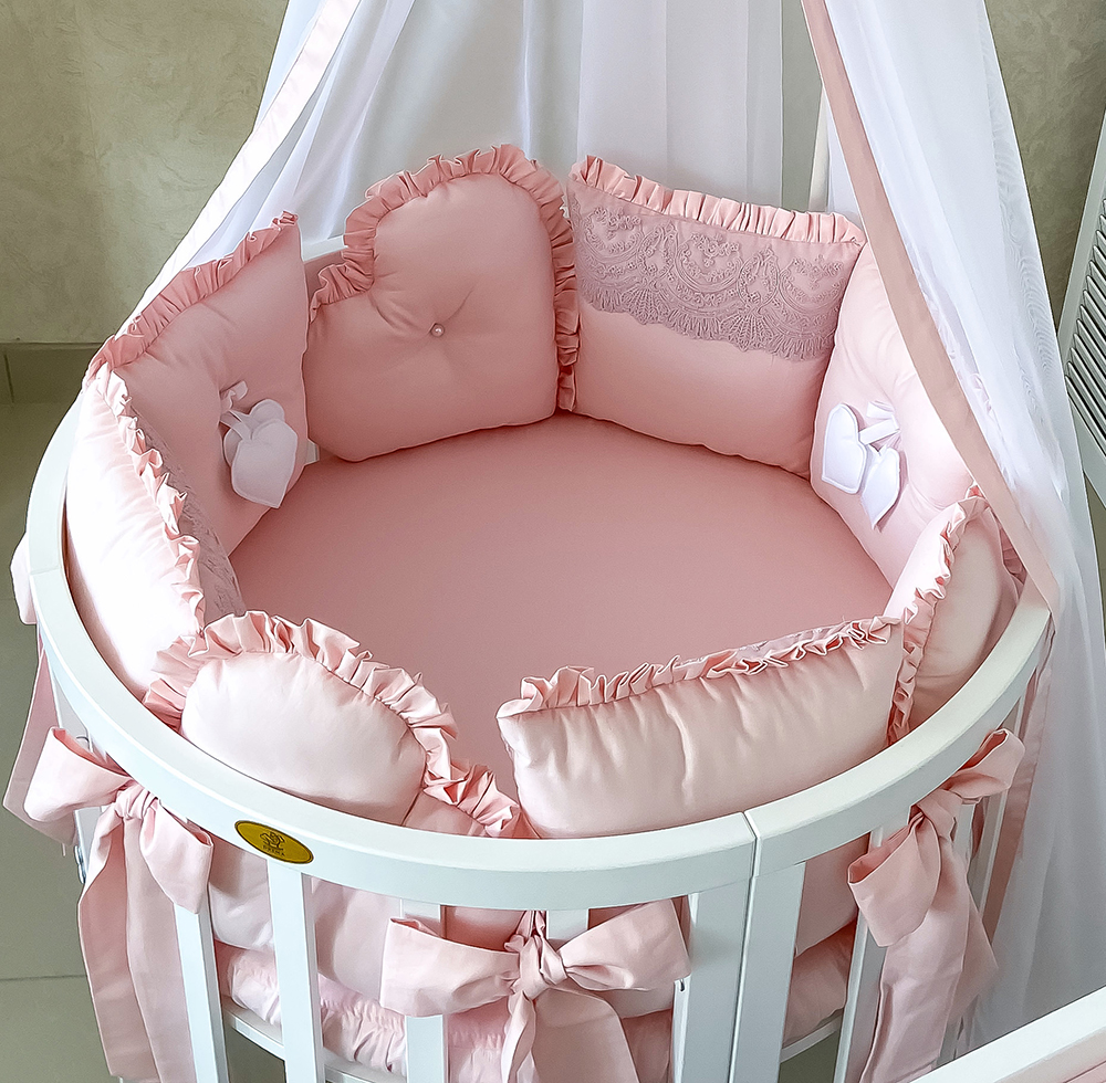 Комплект в кроватку дизайнерский "Амур" Нежно-розовый